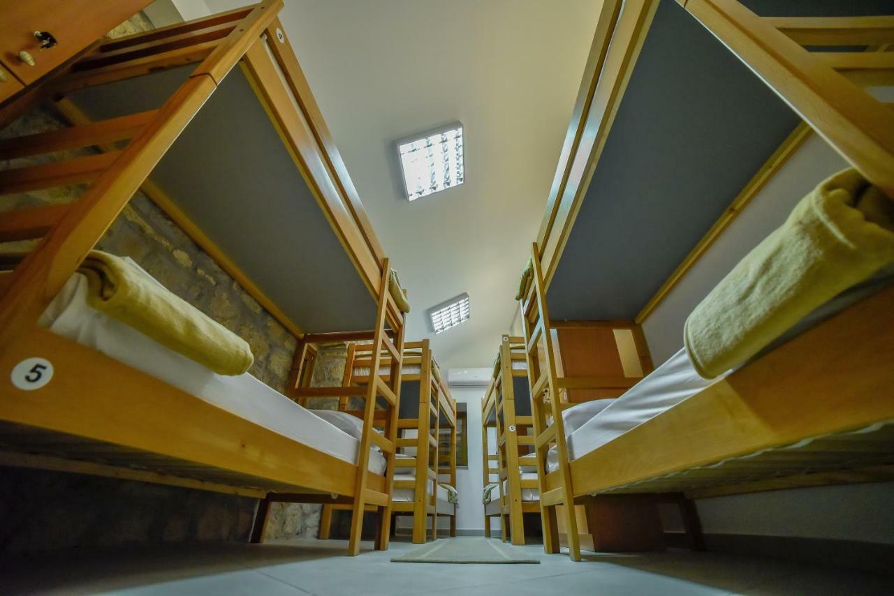 Hostel سيني المظهر الخارجي الصورة